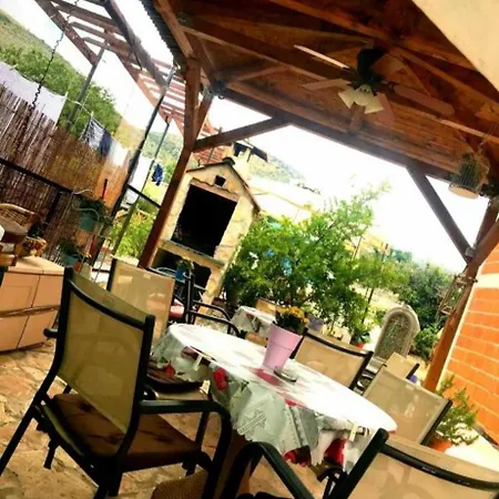 Vikendica Holiday Listesi 1 *